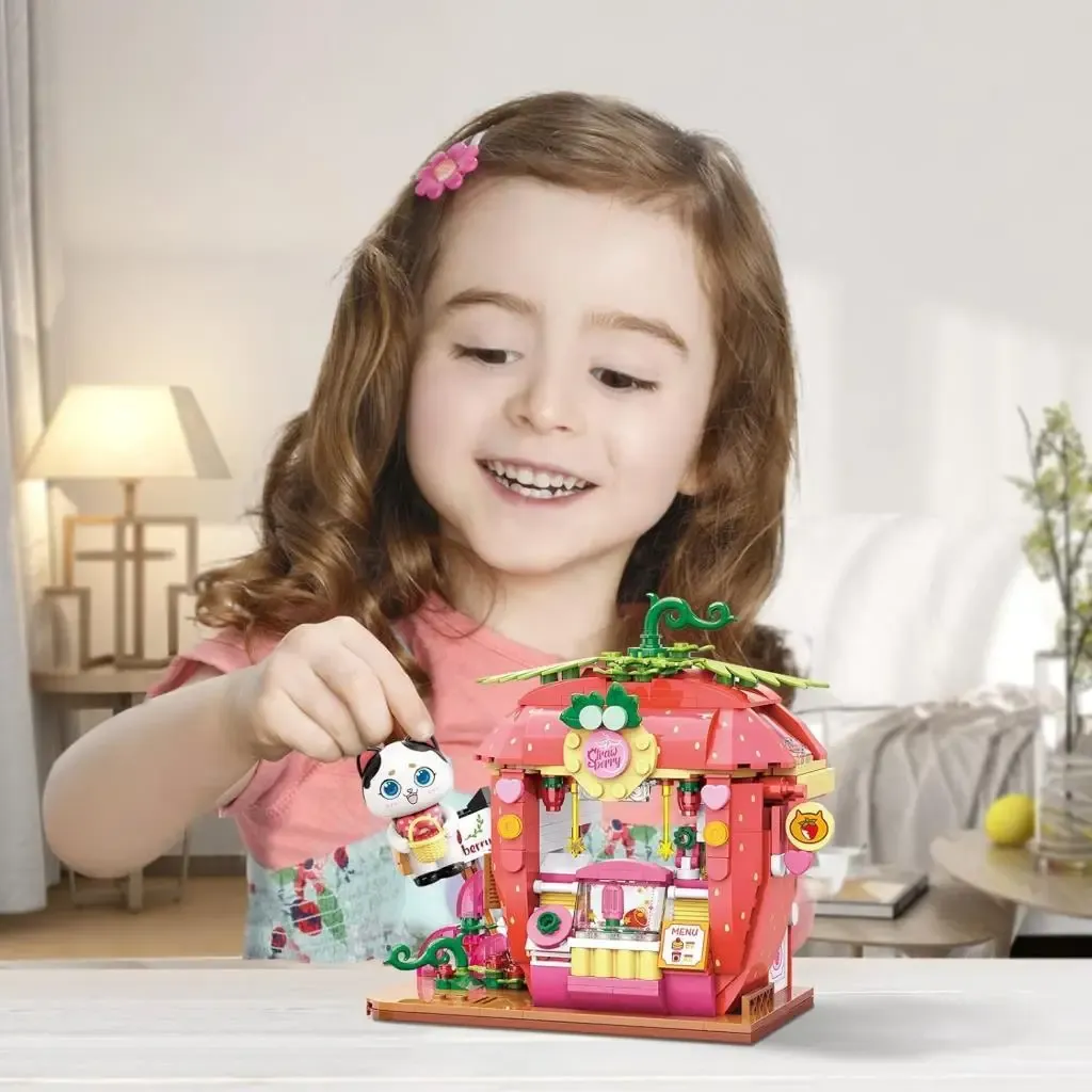 Keeppley Blocks Lovely Street Serisi - Tuxedo Cat Strawberry House