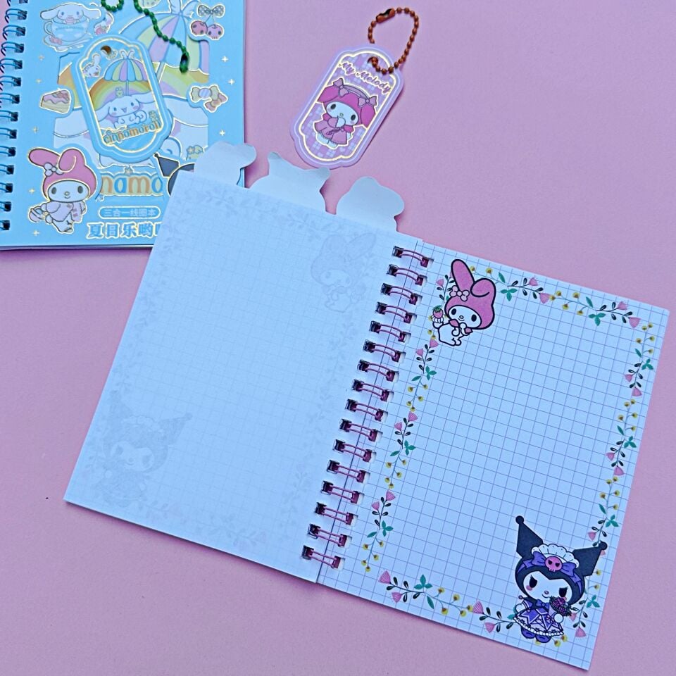 Sanrio Sticker Kitabı Anahtarlıklı