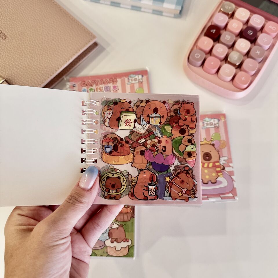 Capy Bara Sticker Defteri