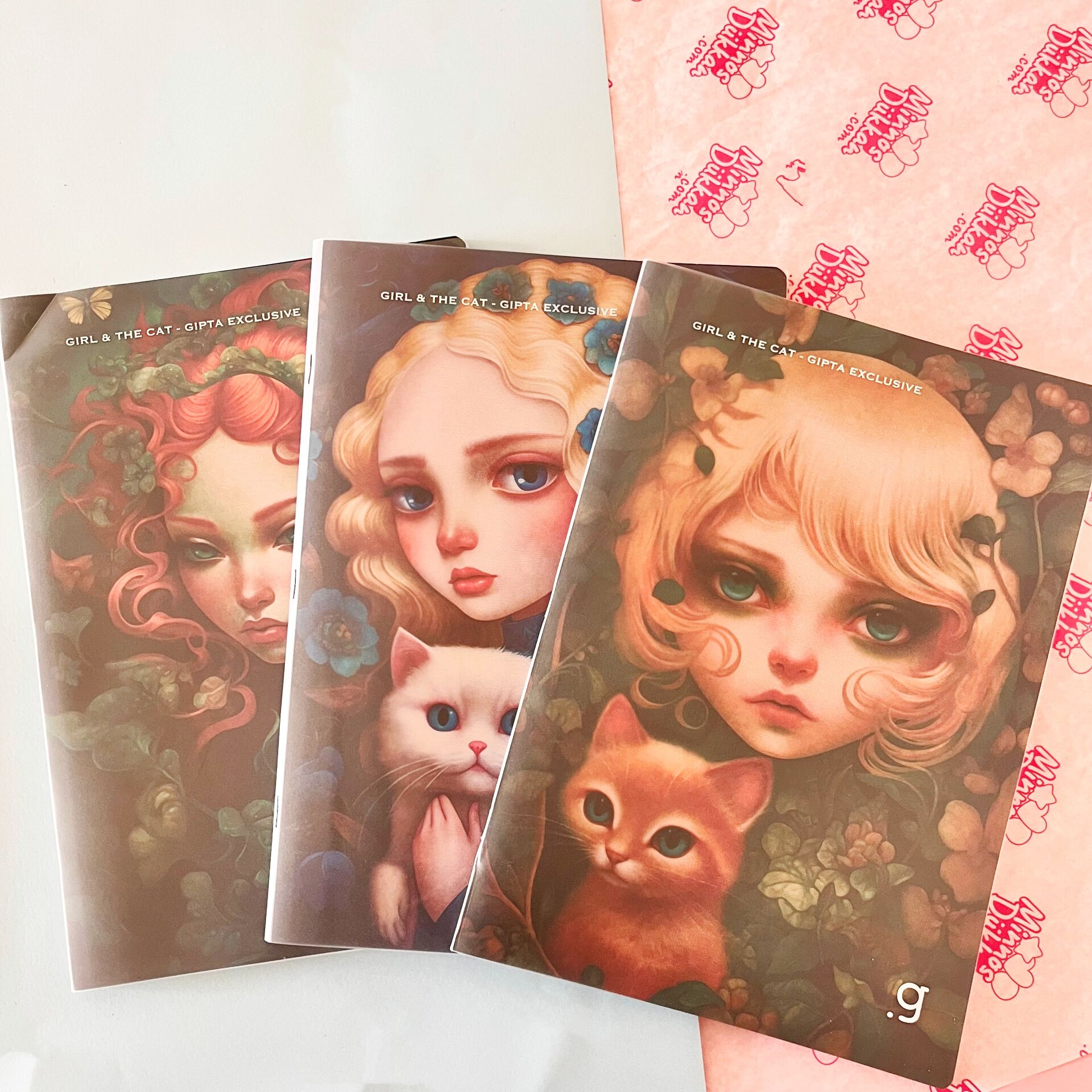 Gıpta Girl and Cat PP Kapak Tel Dikiş Kareli 60 Yaprak Defter A4