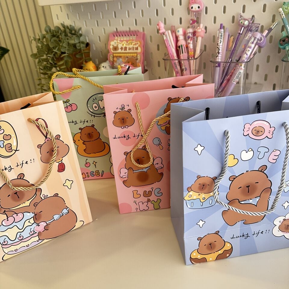 Kraft Capybara Hediye Çantası - Küçük