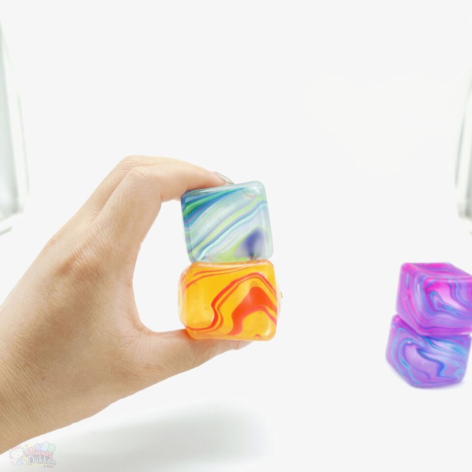 Desenli Nice Cube Squishy
