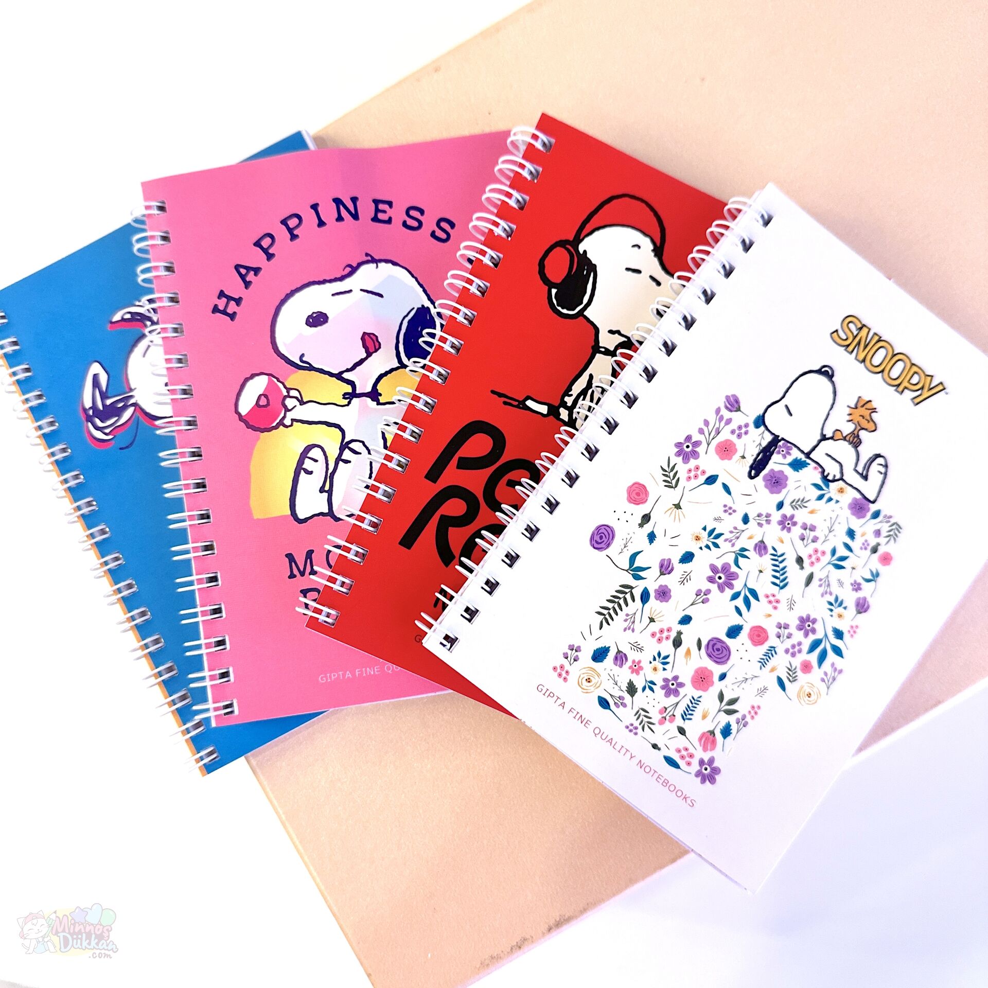 Snoopy A6 80 Yaprak Çizgili Not Defteri