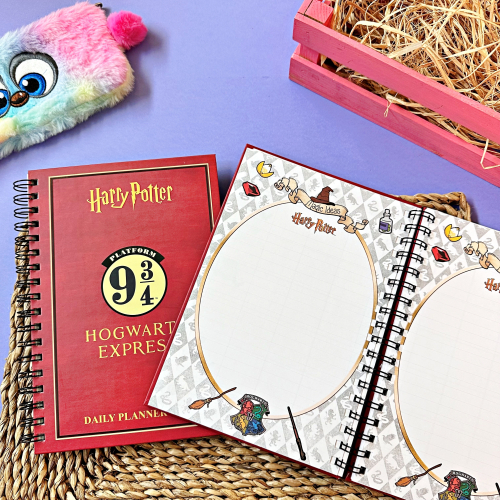 Harry Potter Daily Planner Platform 9 3/4