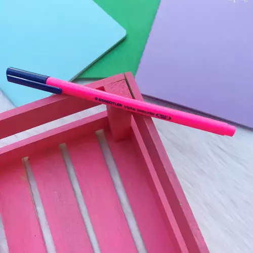 Staedtler Triplus Textsurfer İşaretleme Kalemi - Pembe